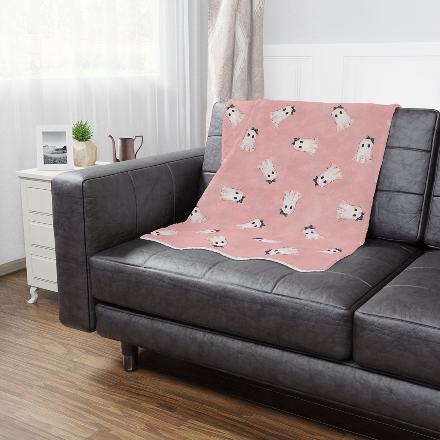 Ghost Pattern Microfiber Fleece Blanket - Ultra Soft & Cozy Throw