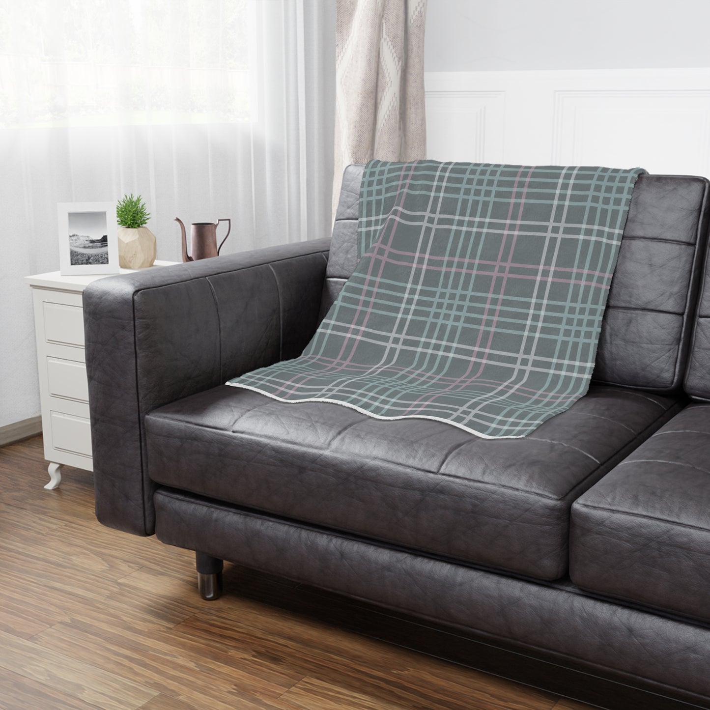 Gray Plaid Microfiber Fleece Blanket - Ultra Soft & Cozy Throw